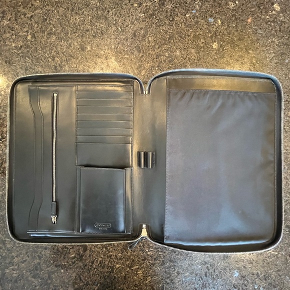 Coach Black Leather Zip Folio Laptop, Tablet Notebook, Case w/phone pouch NWOT - Picture 5 of 8